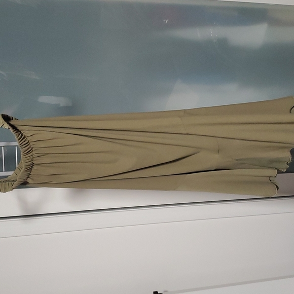 Two- piece skirt set - Picture 2 of 6